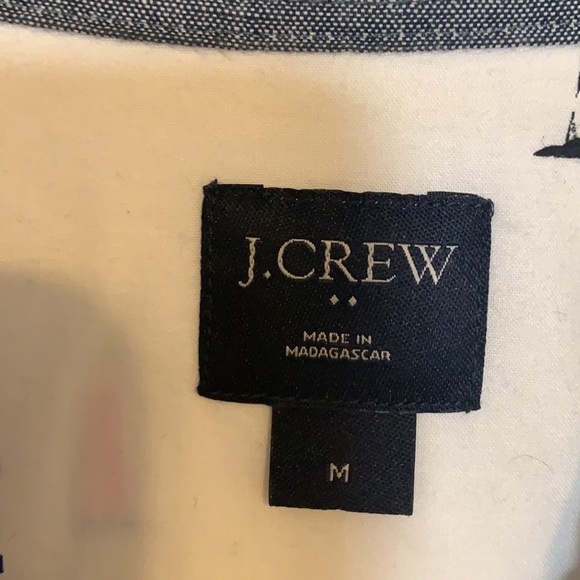 Men’s Medium J Crew Short Sleeve Button Down - Picture 3 of 4